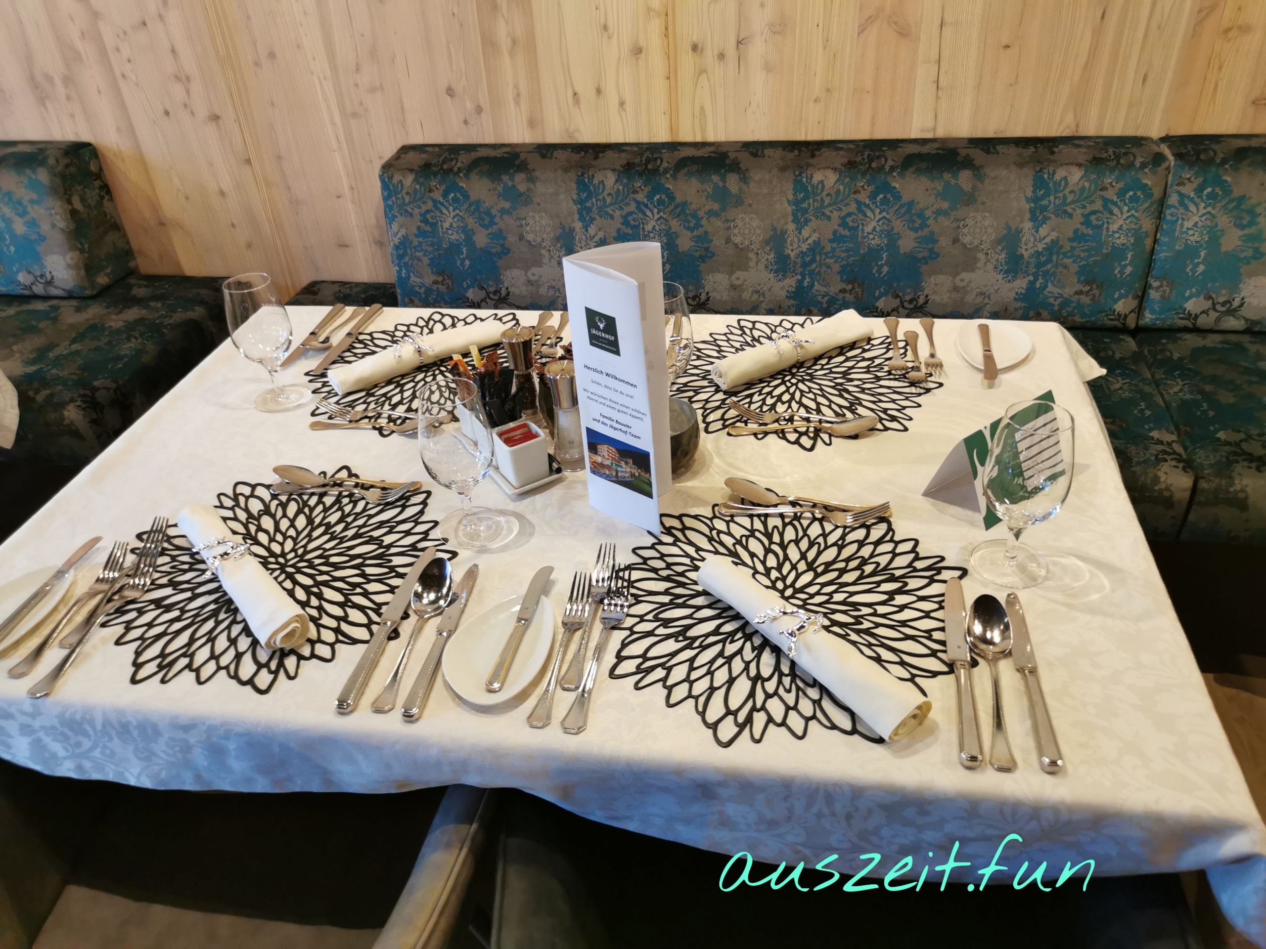 Restaurant Restaurant