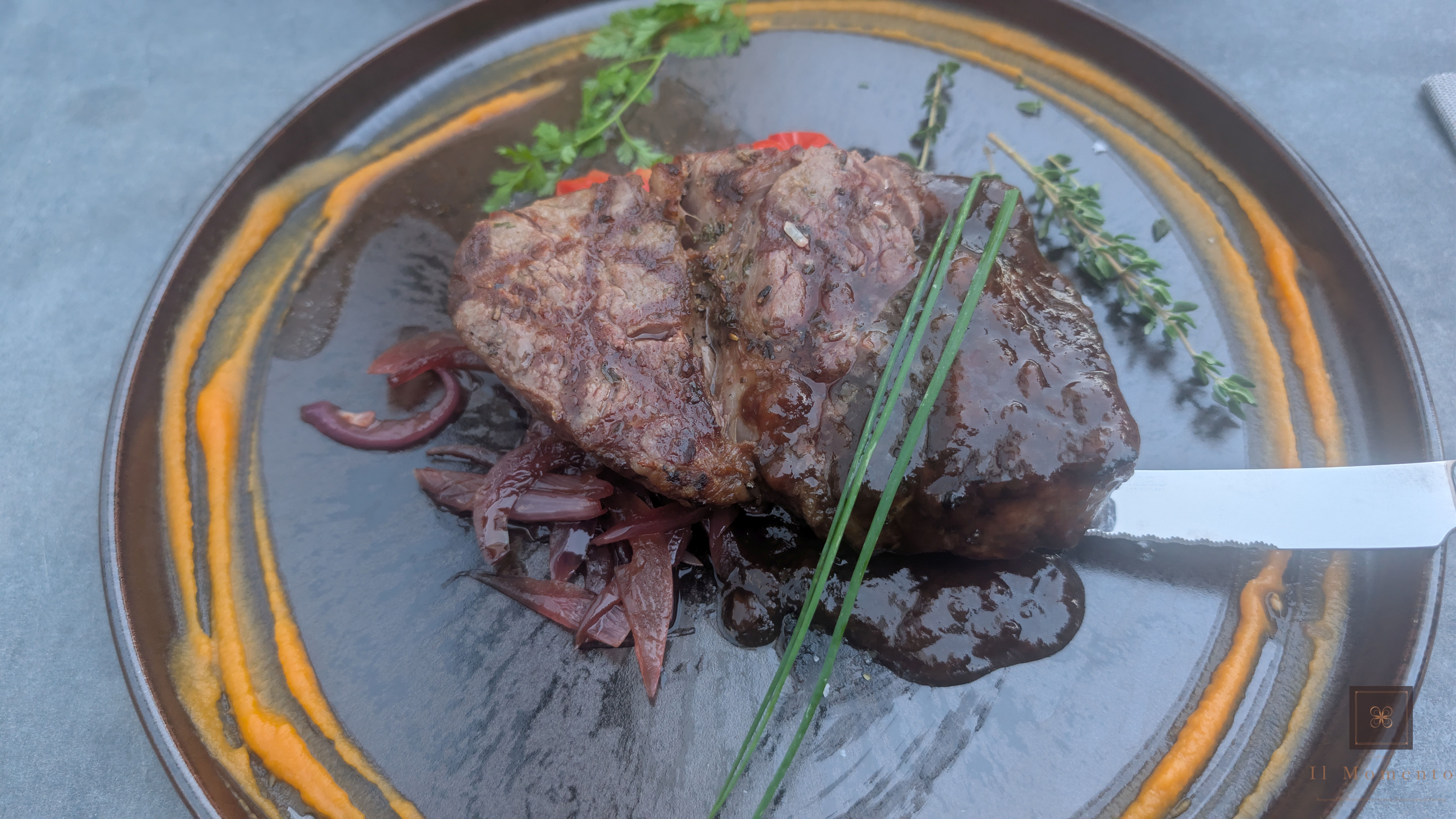 Rib Eye Rib Eye