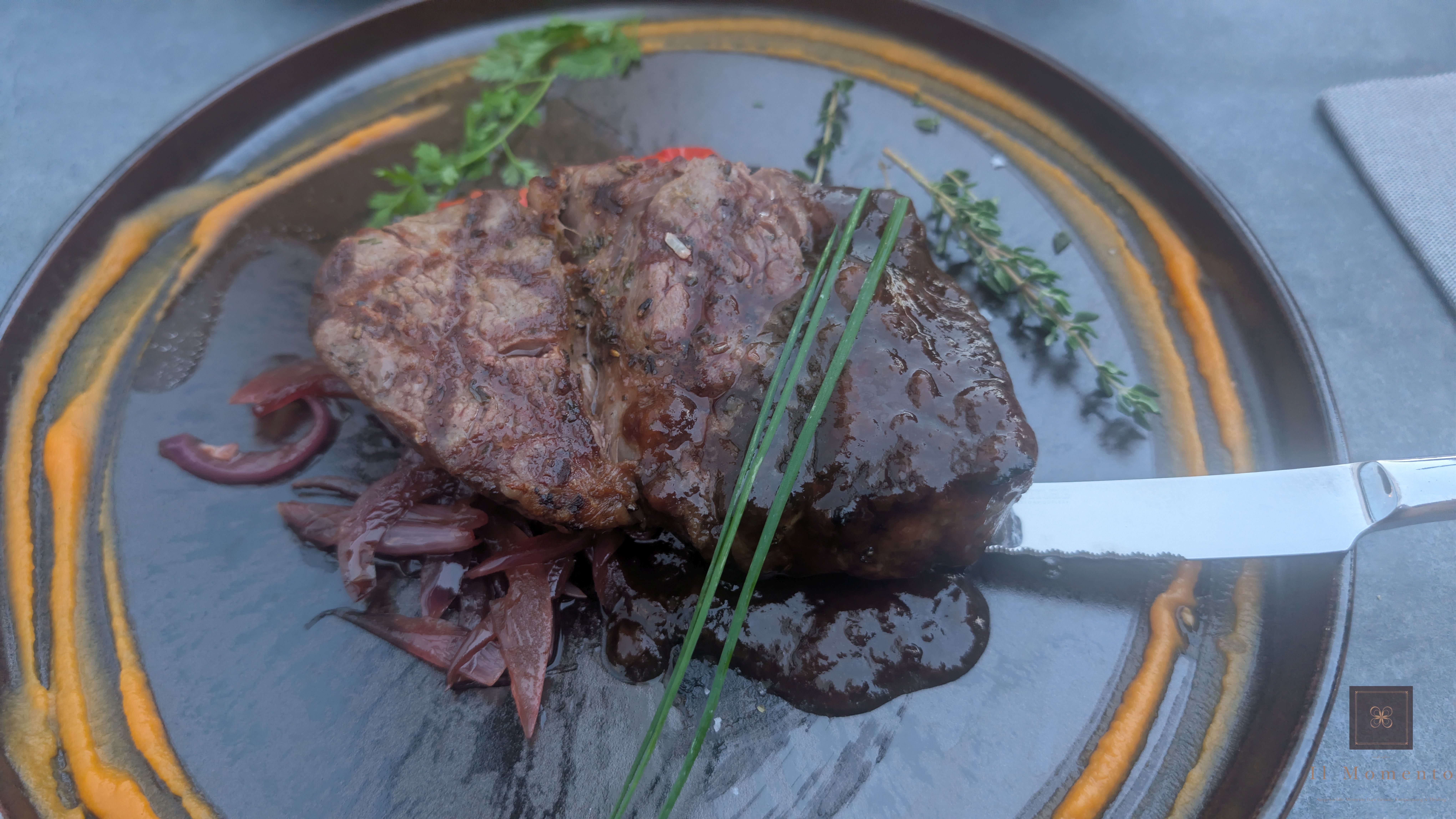 Rib Eye Rib Eye